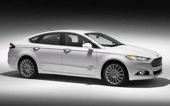 Ford Fusion Hybrid Wallpaper