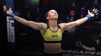 Amanda Lemos A Display Of Strength And Skill In Mixed Martial Wallpaper