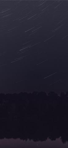 Falling Skies iPhone X Wallpaper