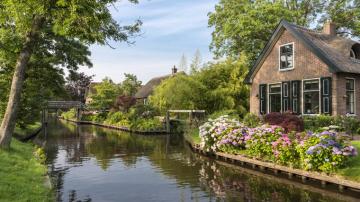 Photo Netherlands Giethoorn Village Canal Houses Cities