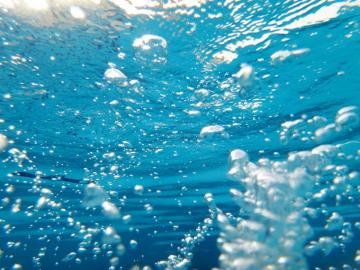Bubbles Doha Lake Deep Swim Oxy White O2