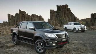 Black And White Toyota Hilux Wallpaper