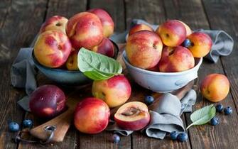 Wallpaper Sweet Fruit Red Nectarines Blueberries HD