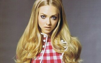 Seyfried Innocent Wallpaper Amanda Stock Photos