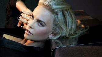 Charlize Theron Close Up HD Wallpaper