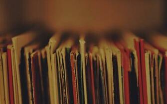 Daily HD Wallpaper Vinyl Collection