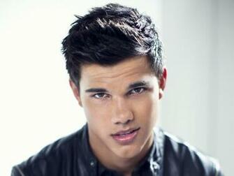 Thompsons Taylor Lautner Desktop Wallpaper