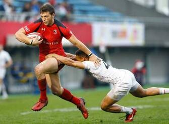 Eagles Sign Canadian Rugby Player Adam Zaruba