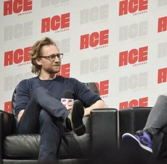 Tom Hiddleston Image Ace Comic Con Arizona January