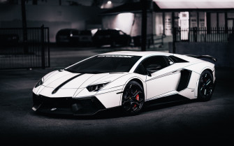 Lamborghini White Wallpaper HD