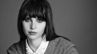 Felicity Jones Monochrome Resolution
