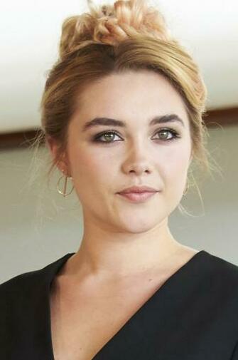 Florence Pugh Pictures And Photos Fandango