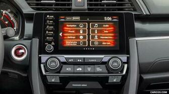 Honda Civic Hatchback Central Console HD Wallpaper