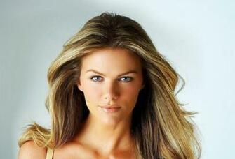 Stars Wallpaper Brooklyn Decker