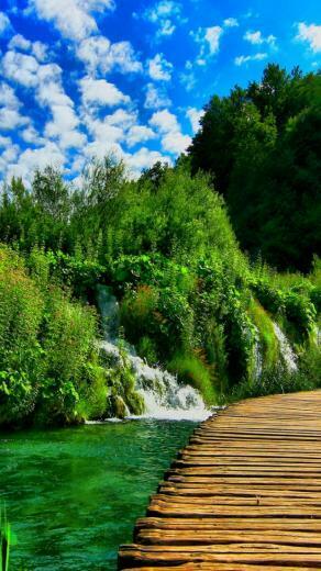 Plitvice Lake Bridge iPhone Wallpaper