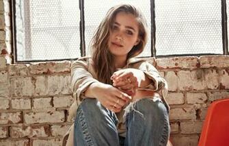 Wallpaper Pose Portrait Actress Haley Lu Richardson Image For