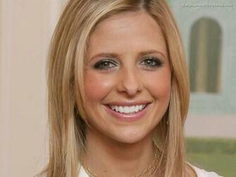 Sarah Michelle Gellar Wallpaper