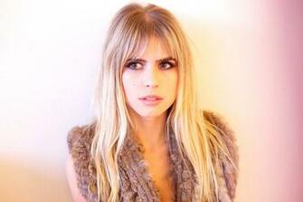 Women Blonde Looking Away Face Carlson Young Actress