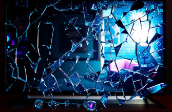 Broken Tv Screen Wallpaper