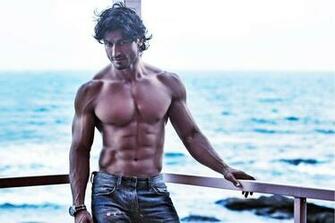 Fa On Bollywood In Vidyut Jamwal Body