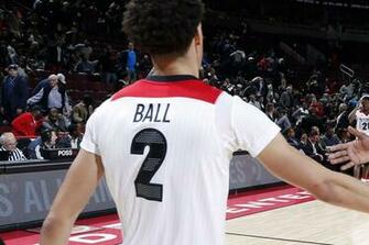 Lonzo Ball Basketball Wallpaper HD
