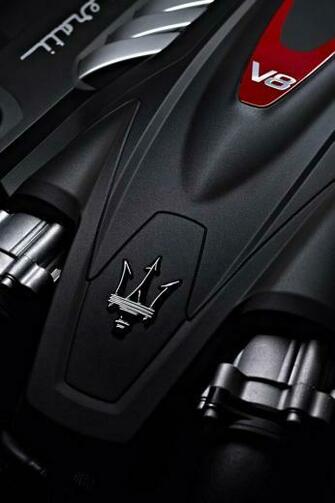 Maserati Quattroporte iPhone Wallpaper Background And