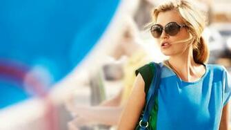 Girl Wearing Sunglasses 4k Ultra HD Wallpaper