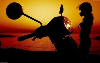 Schaue Dir Den Hintergrundbild Vespa In Der Gr E Von
