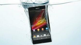 Resistant Wallpaper Sony Z1 Water Splash