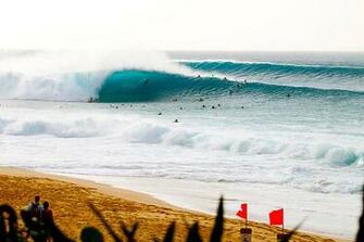 Pipeline Hawaii Swell