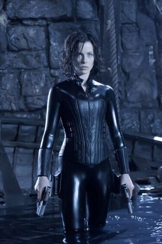 Kate Beckinsale Van Helsing Wallpaper