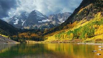 Wallpaper Green Water Mountains Clouds Landscapes Nature