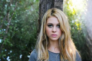Nicola Peltz Set To Write Co Direct And Star In Lola James
