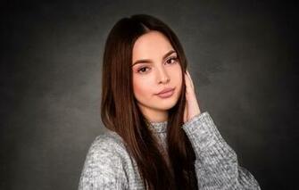 Wallpaper Look Pose Background Model Portrait Makeup