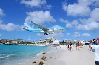 Desktop Wallpaper Airplane Passenger Airplanes Aviation
