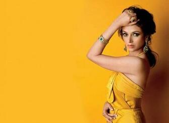 Aditi Rao Hydari HD Wallpaper High Definition