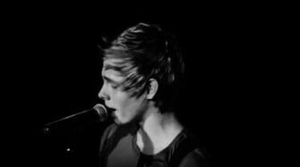 Luke Hemmings By Chelseadragneel