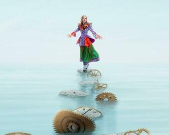 Alice Through The Looking Glass 4k HD Desktop Wallpaper
