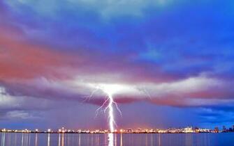HD Lightning Wallpaper