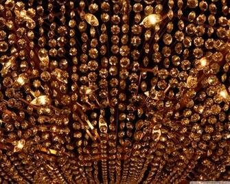 Chandelier 4k HD Desktop Wallpaper For Ultra Tv Dual