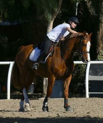 Kaley Cuoco Sweeting Photos Goes Horseback Riding