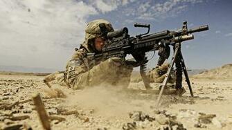Wallpaper Soldier M249 Lmg Machine Gun U S Army Firing Dust
