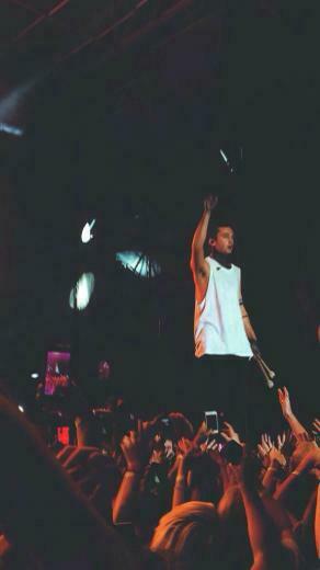 Twenty One Pilots Concert Wallpaper
