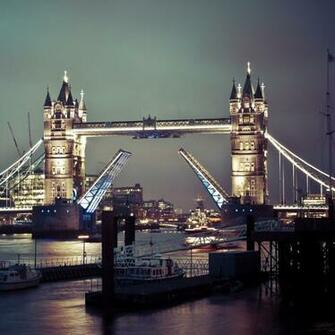 Tower Bridge Of London iPad Wallpaper iPhone