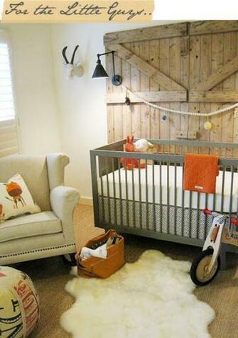Vintage Nursery Wallpaper