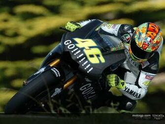 Cool Sports Players Valentino Rossi Ducati Wallpaper