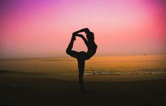 Wallpaper Sand Sea Beach Summer Girl Sunset Pose Silhouette