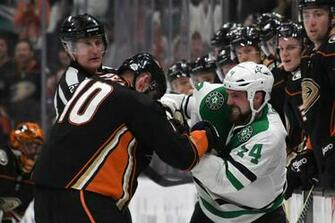 Agent Profile Corey Perry Defending Big D