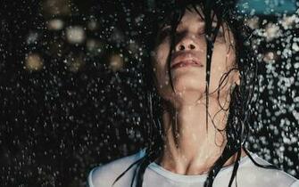 Desktop Wallpaper Brunette Girl Face Girls Rain Wet