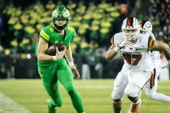 Early Nfl Mock Drafts Love Them Some Justin Herbert